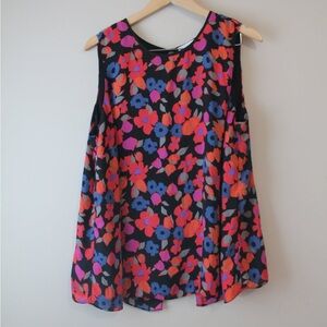 5/$15 • 🐱 Dahlia | Floral Sleeveless Shirt